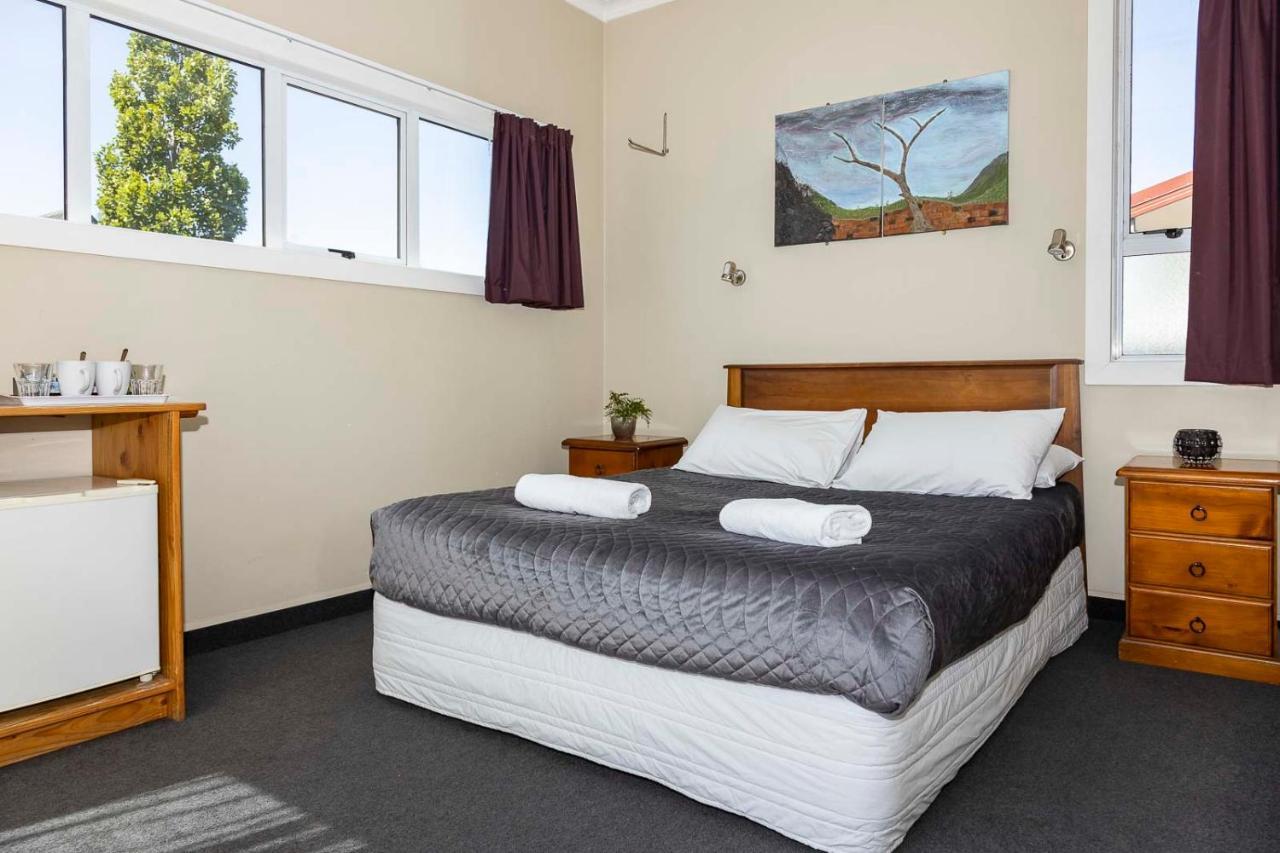 Kiwis Nest Backpackers And Budget Accommodation Dunedin Exterior photo