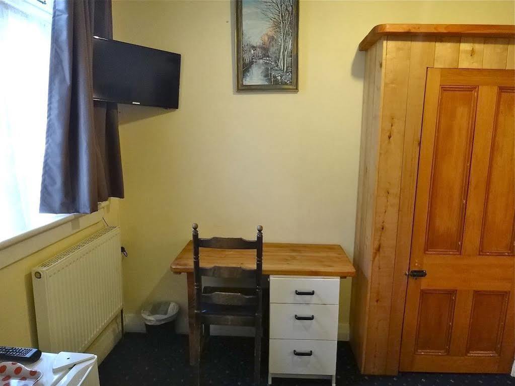 Kiwis Nest Backpackers And Budget Accommodation Dunedin Exterior photo