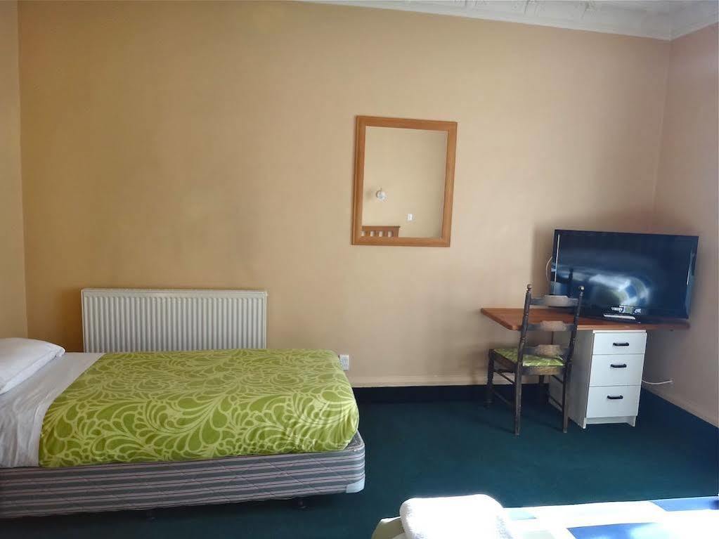 Kiwis Nest Backpackers And Budget Accommodation Dunedin Exterior photo