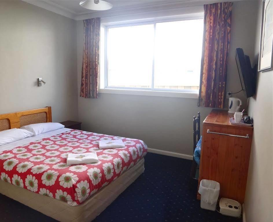 Kiwis Nest Backpackers And Budget Accommodation Dunedin Exterior photo