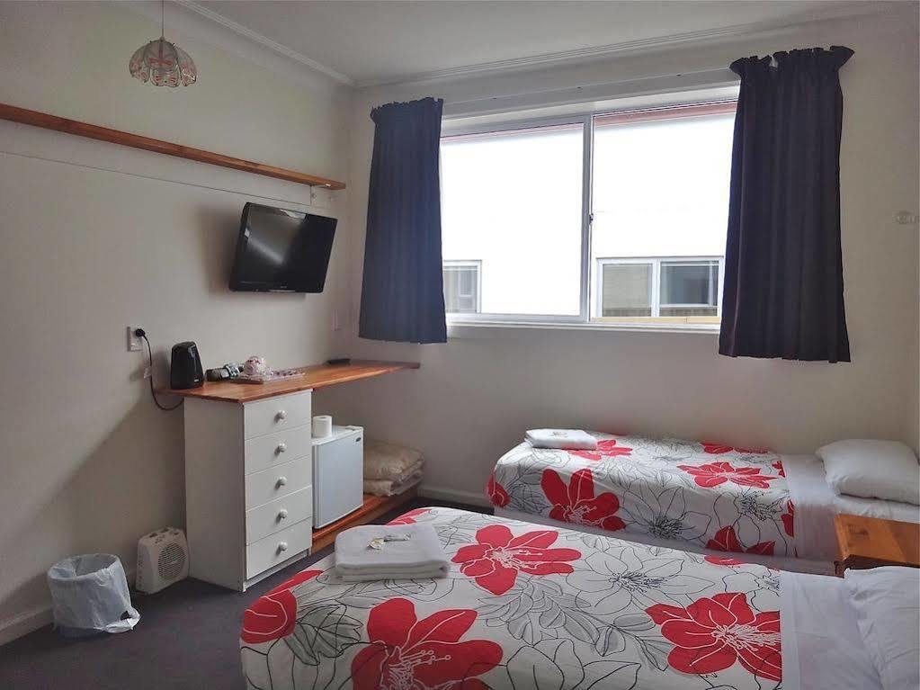 Kiwis Nest Backpackers And Budget Accommodation Dunedin Exterior photo