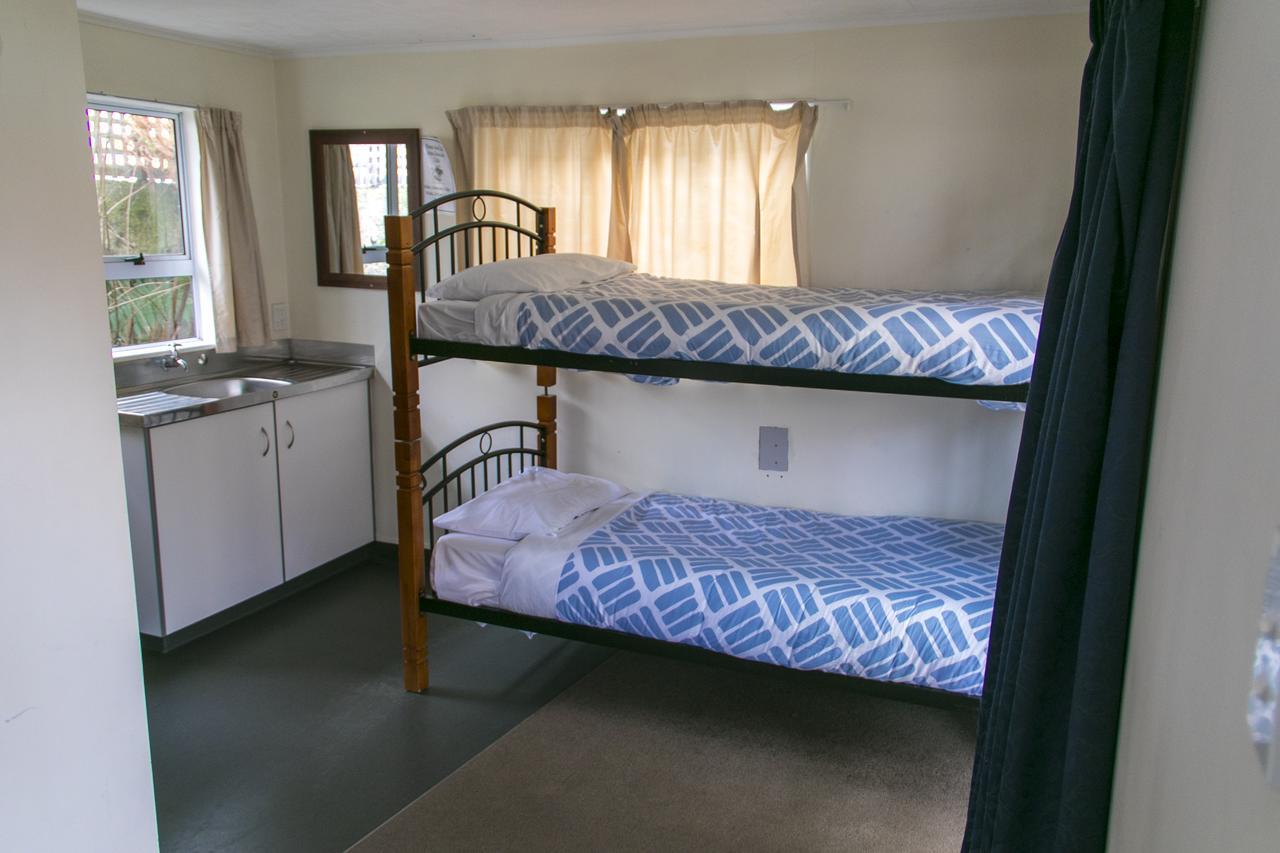 Kiwis Nest Backpackers And Budget Accommodation Dunedin Exterior photo